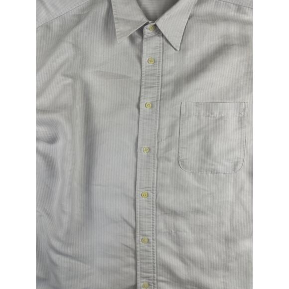 Eighty Eight USA Men's Short Sleeve Button Up Shirt XL  White Gray Striped - Picture 5 of 7